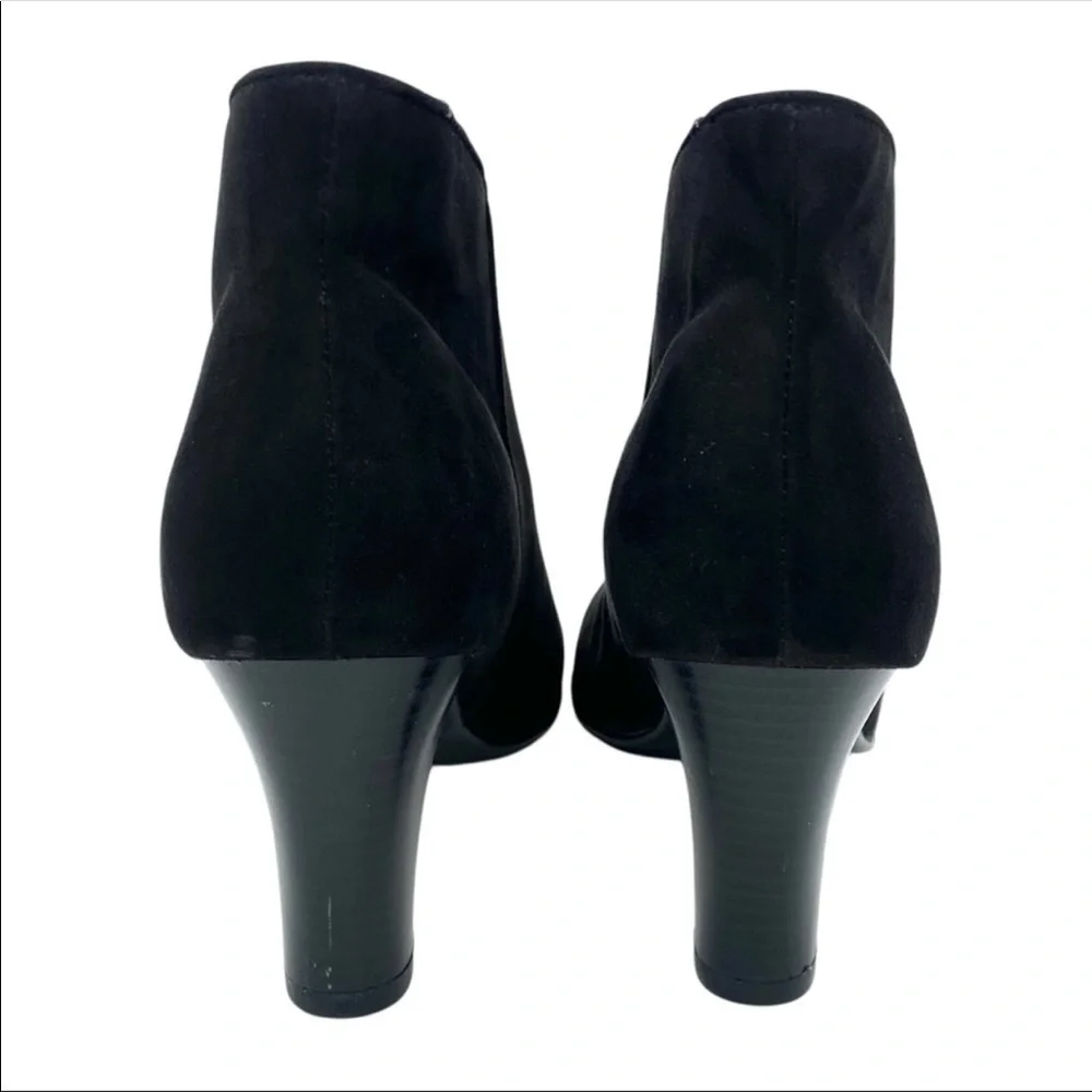 A2 by Aerosoles Women’s Black Faux Suede Ankle Boots